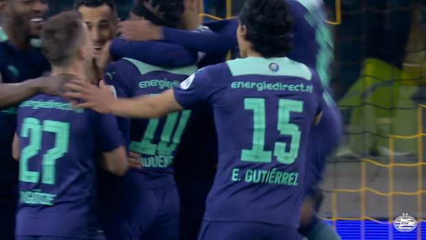 PSV's stunning 5-0 victory over Vitesse